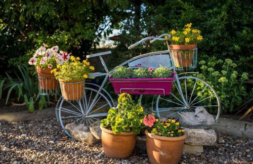 Lincoln Holiday Retreat Cottage with Private Hot Tub - Foto 28