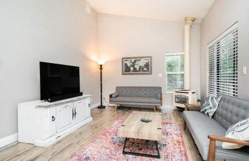 Cozy home for families with game room & playground - Foto 7