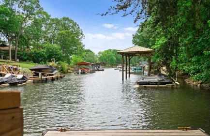 Making Waves by Avantstay Sleeps 20 + Pool - Foto 20