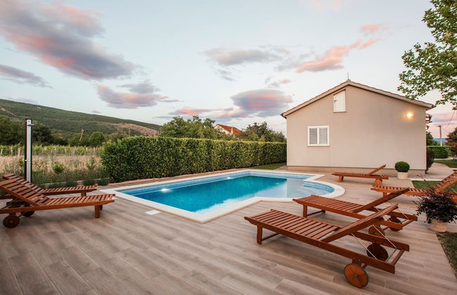 Villa Bilić - Photo 30