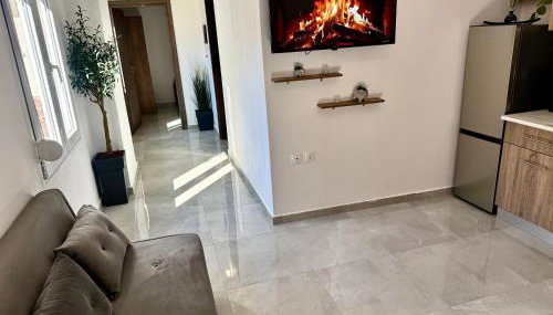 Το ΦΑΡΑΓΓΙ ΤΟΥ ΠΑΡΝΑΣΣΟΥ 4 - Foto 3