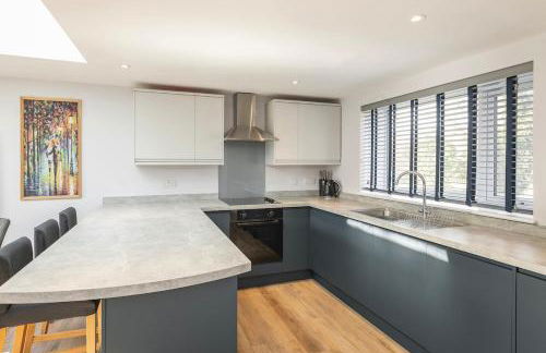 Laurel Lodge - Stylish Two Bed & Free Parking - Foto 21