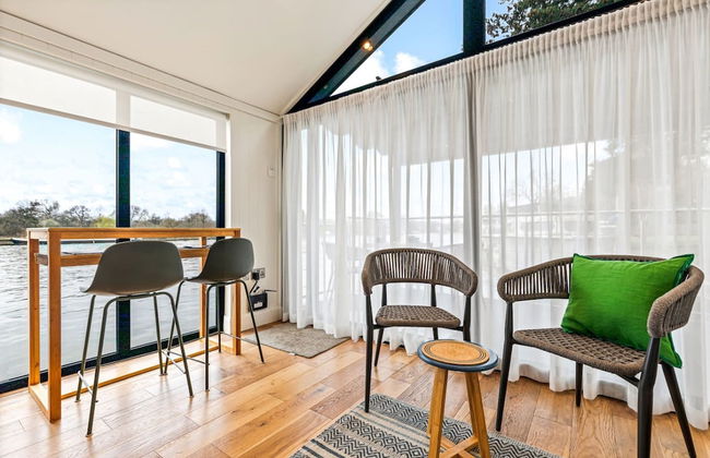 Ondine Houseboat on the Thames - From 160 Per Night - Foto 15