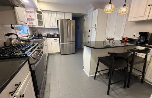 4BR Family Retreat Near Annapolis w Large Yard - Foto 16