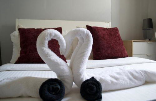 Stylish 2-Bed Garden Flat, 5 Mins to Brixton - Photo 53