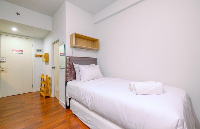 Simply Look Studio (No Kitchen) At Dramaga Tower Apartment - Photo 1