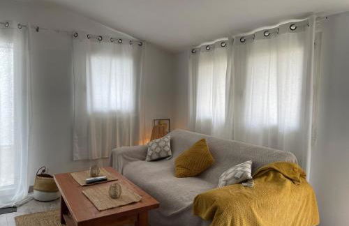 Chez moon Joli appartement rénové proche centre et parking privé - Foto 28