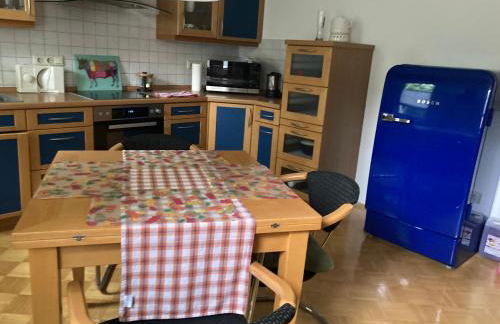 Premium Ruhiges ganzes Apartment 90 m 2 Schlafzimmer große Küche Wohnzimmer - Foto 4