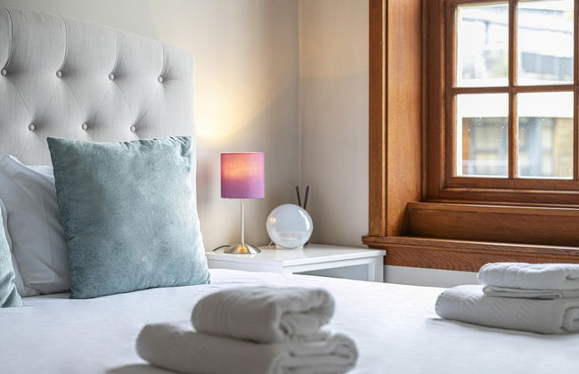 Peaceful Putney Apartment by Underthedoormat - Foto 6