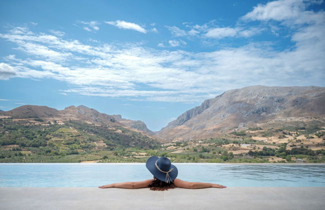 Neromai Cave Luxury Villas - Foto 1