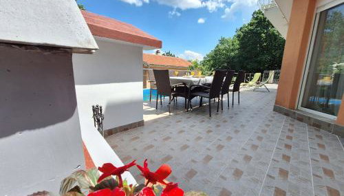 House Sanleon - Photo 4