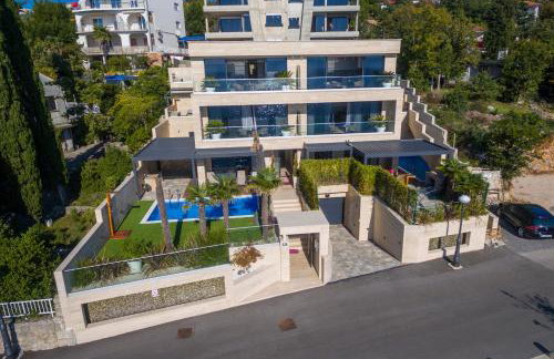 BEACH FRONT VILLA FRAN - DELUXE PENTHOUSE SUITE with private pool - Foto 7
