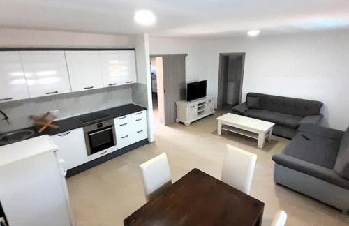 Guest House Vrsine - Photo 33