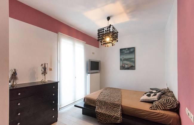 Thomis Beach Family Home Near the Sea - Photo 12