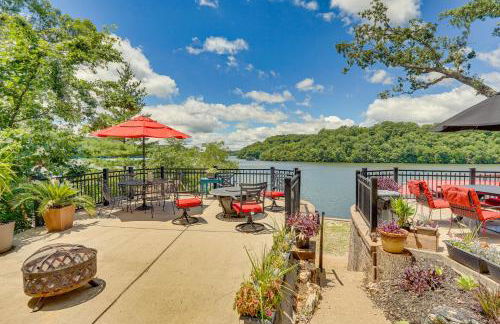 Lakefront Rocky Mount Main House with 3 Cabins! - Photo 24