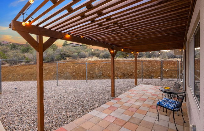 New Luxury Prescott Lynx B B 4k ft2 Sleeps 22 - Photo 28