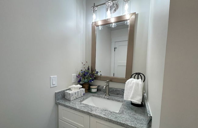 Lady of The Lake - Photo 23