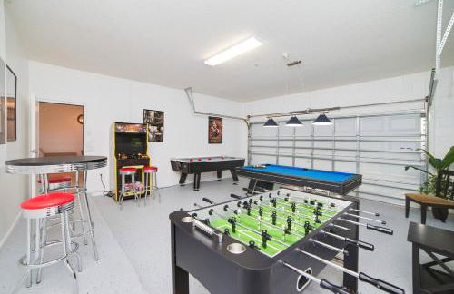 Sunny Villa, 6bd, 5ba, South facing pool and hot tub - Foto 30