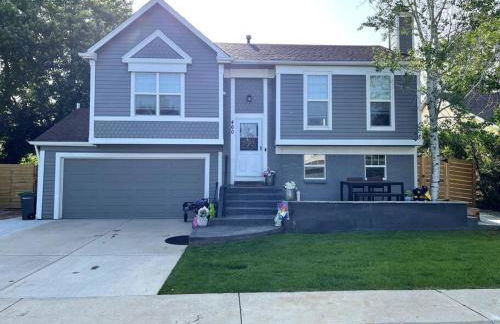 Hot Tub Steam Shower Gym in Charming Family Home! - Photo 19