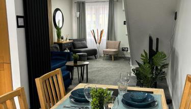 Stylish home in Linlithgow Near Edinburgh Airport Free parking Free WiFi - Foto 4