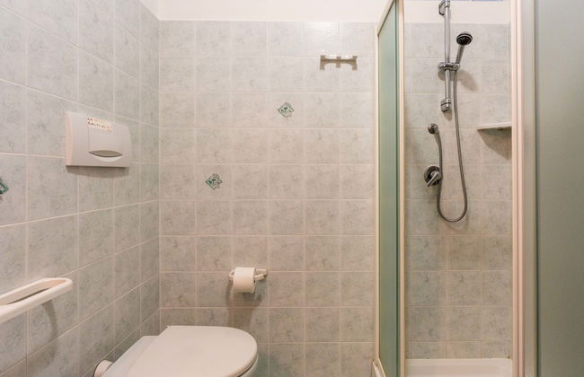 2 bedroom Apartment in Diano Castello with swimming pool and garden - Photo 22