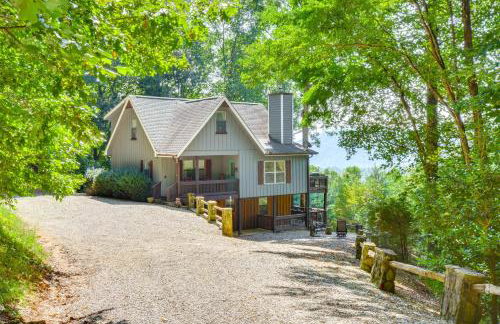 Mountain Cabin with Covered Decks and Fire Pit! - Foto 43