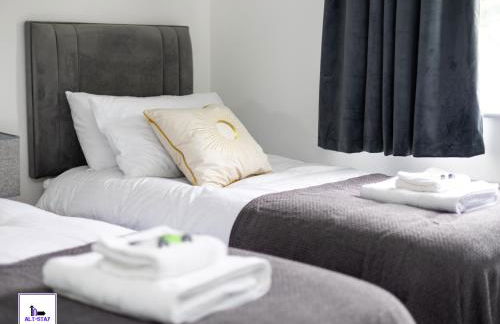 Greenwood by Alt-Stay - 4 Bed 2 Bath Home - Parking, WiFi & Smart TV In All Bedrooms - Contractors & Relocations - Weekly & Monthly Rates - Foto 14