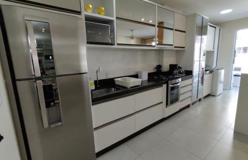 Mariscal, 03 dormitórios, 80m do mar, com piscina - Foto 6