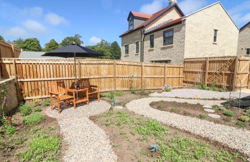 Hall View - Photo 22