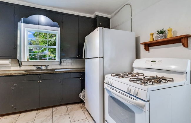 Jefferson Flat - Guest Room - Photo 3