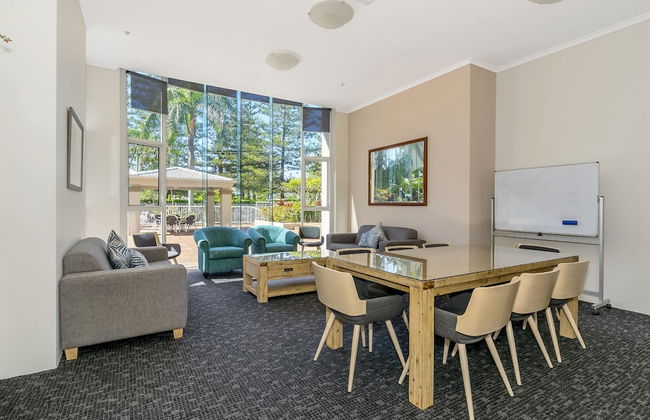 Oscar on Main Resort - Photo 78