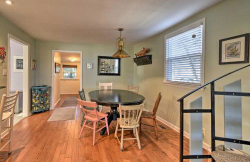 Classic Chesapeake Beachside Cottage with Porch! - Foto 6