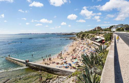 Sea Front Family Apartment - Photo 53