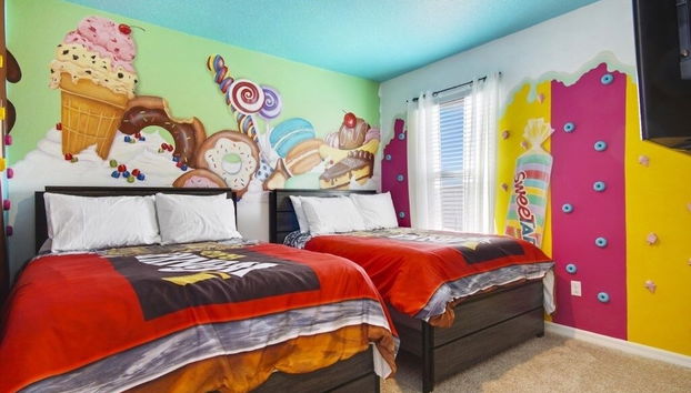 Lake View at Solterra Resort 7 Bedrooms, Sleeps 18 7 Villa - Foto 2, Habitación