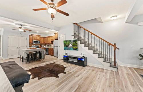 Home Away from Home 3 Close to KCI Airport, Weston - Foto 1