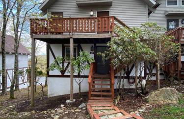 Cozy Charming Ski Chalet Sleeps 11 - Foto 42