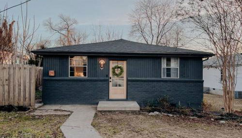 Dreami Stays East Nashville - 2BR Retreat with Cozy Patio and Mini Golf - Foto 5