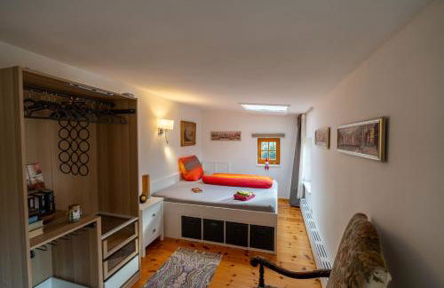 Historisches Retro Loft 70m2 mit Garten & Seenähe - Foto 18