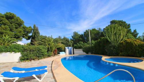 Villa totalmente independiente con piscina comunitaria - Foto 1, sunbed