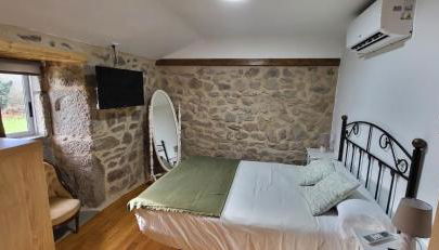 Casa Cerralleiro. Casa vacacional en Parada de Sil. Ribeira Sacra. - Foto 2