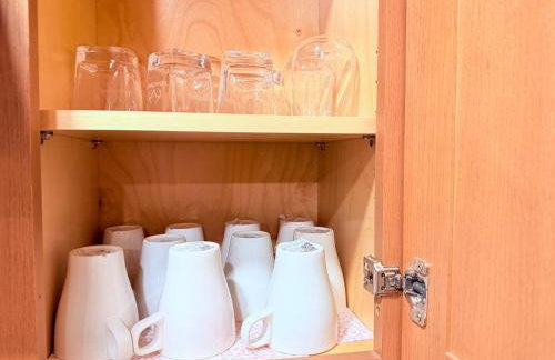 Minutes to ONT Airport And Entire Home With Billiards - Foto 16