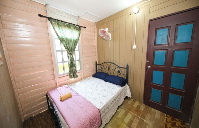 OYO 90990 Sri Tempurung Homestay - Foto 31