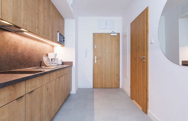 Aquamarina Prima Apartments by Renters - Photo 10