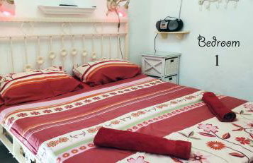 Apartment Alena with terrace and garden Center Jelsa - Photo 3