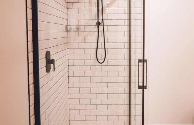 Lakeview Mid Century Luxury Cottage Citq 311414 - Photo 32