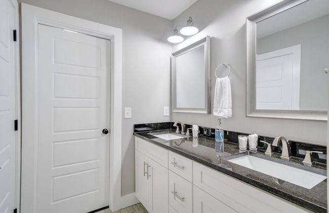 East Farmhouse - Photo 18