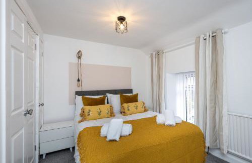 Spacious 3BR with Parking - Foto 1