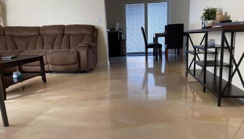 Newly Remodeled Family Friendly 3B/2B House - Foto 5