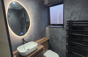 TyneView Estate, Farmhouse & Stables - Photo 43