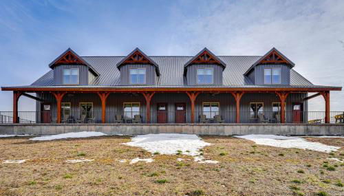 Riverside Galena Loft Eagle Watching and Water View - Photo 5